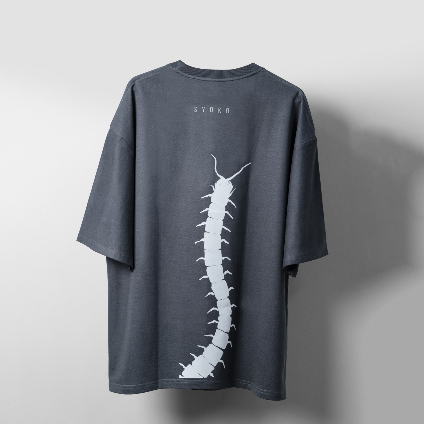 TOKYO GHOUL CENTIPEDE - OVERSIZED T-SHIRT