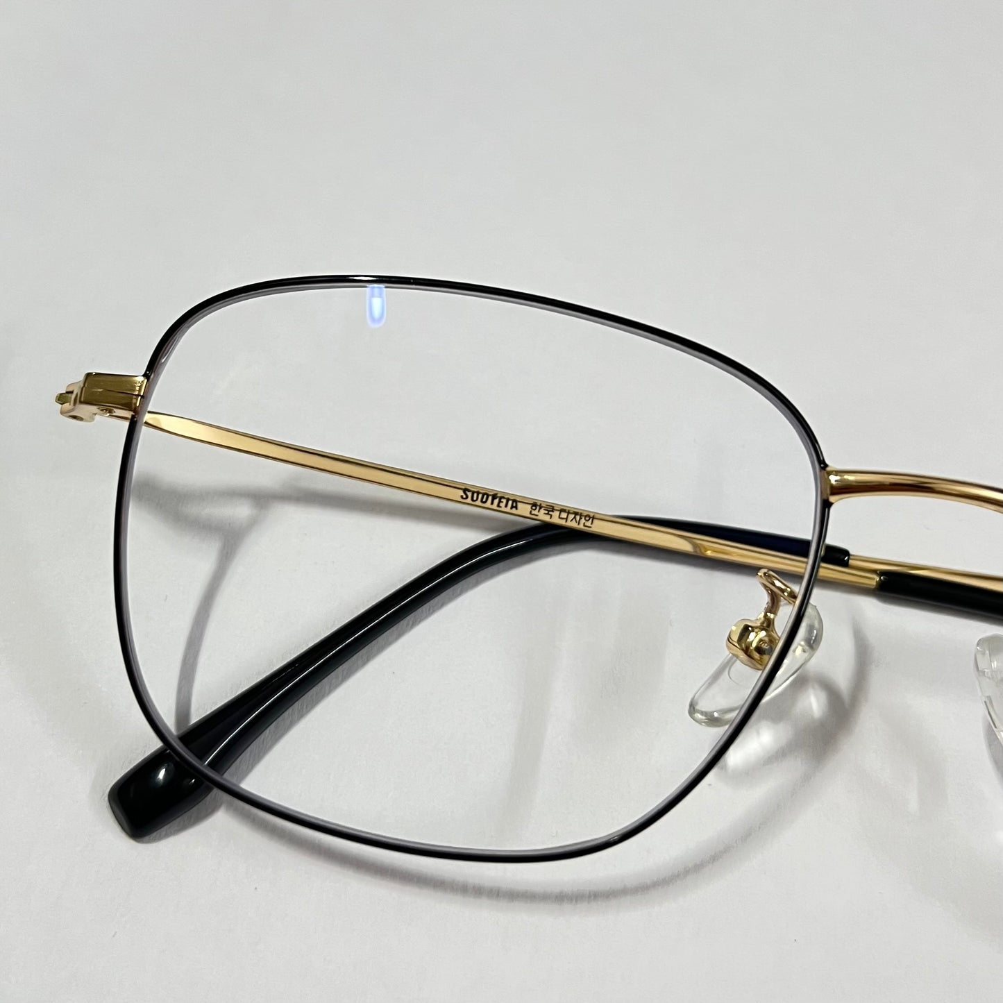 Uriel Specs